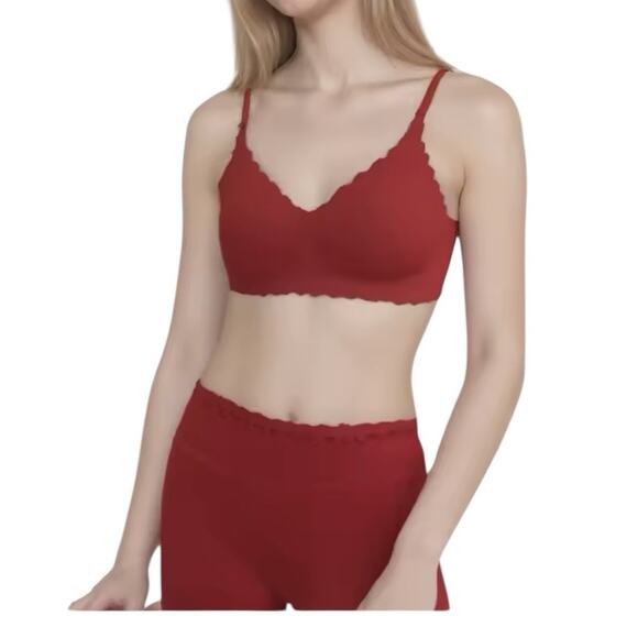 Seamless Soft Padded Red T-Shirt Bra Size M Scallop Trim Adjustable Longline NEW - Picture 11 of 11